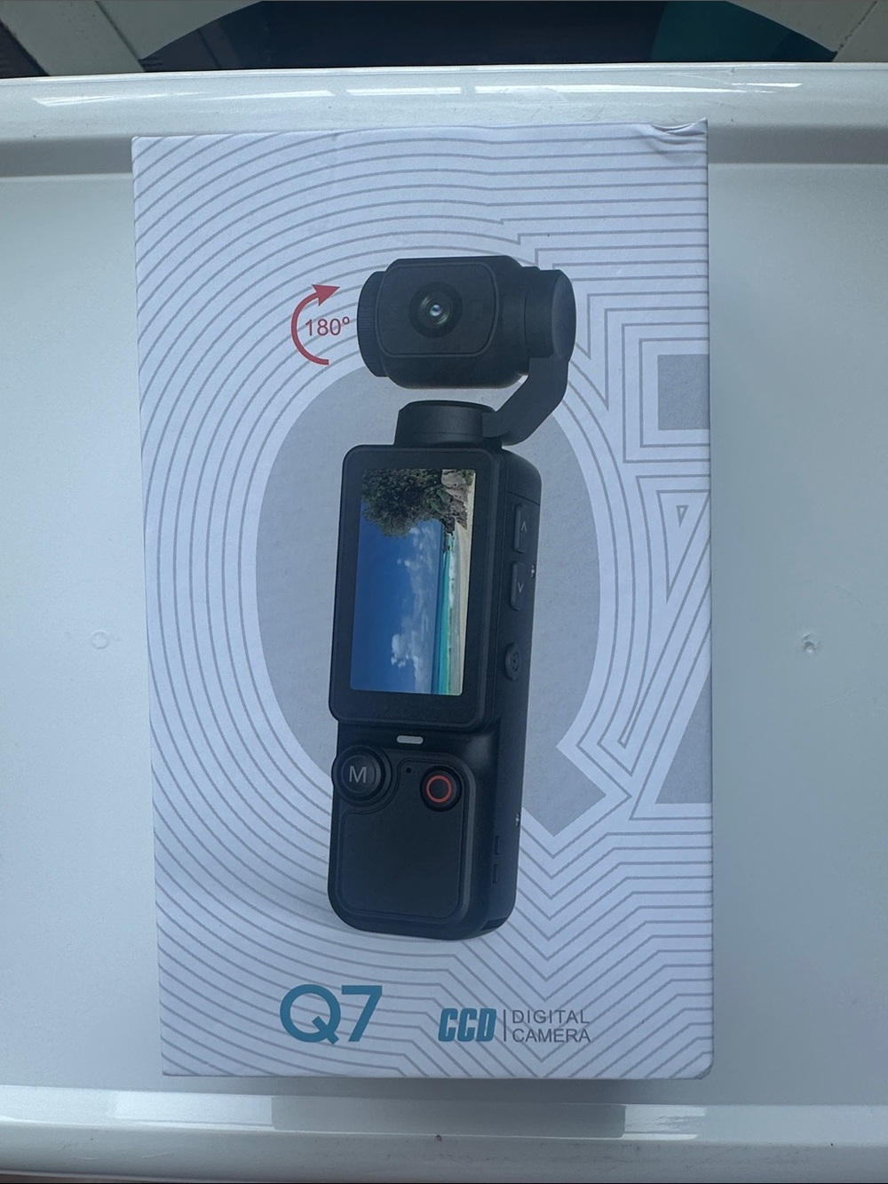 Q7 4K Handheld Gimbal Camera - White
